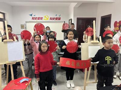 繽紛寒假，童心繪夢 庫爾勒市絲路街道上水城社區(qū)少兒繪畫公益培訓(xùn)班正式開班